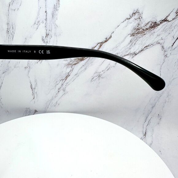 New CHANEL Sunglasses - Picture 9 of 16